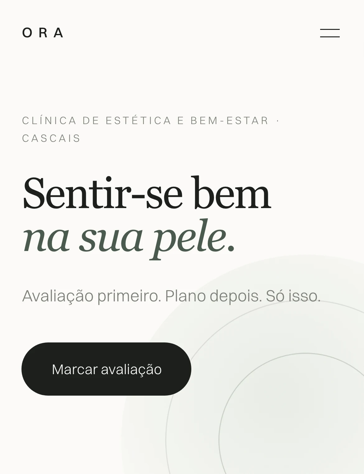 Conceito Ora Clinic — clínica de estética, em telemóvel
